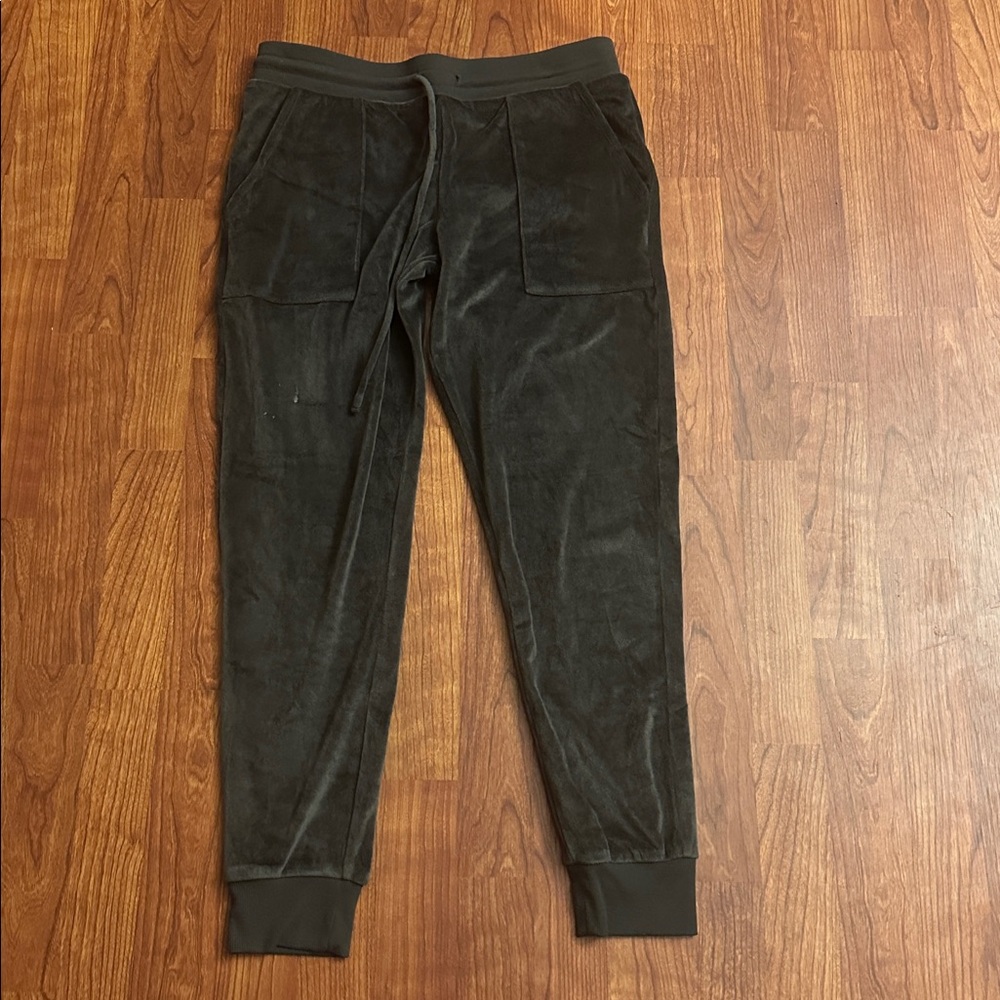 Stars Above gray sleep pants size Small
